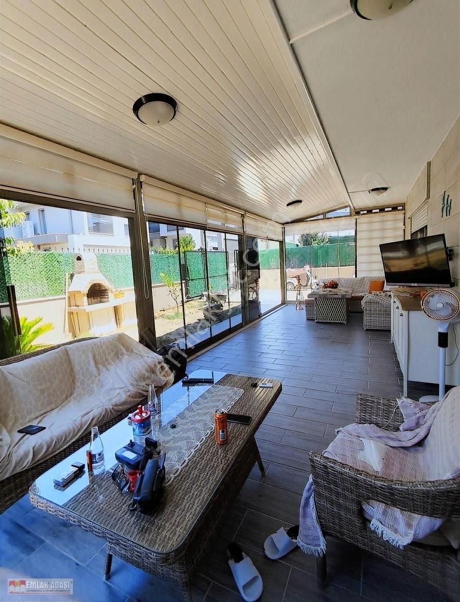 Kuşadası Kadınlar Denizi Müstakil Havuzlu Satılık 4+1 Dubleks - Görsel 17