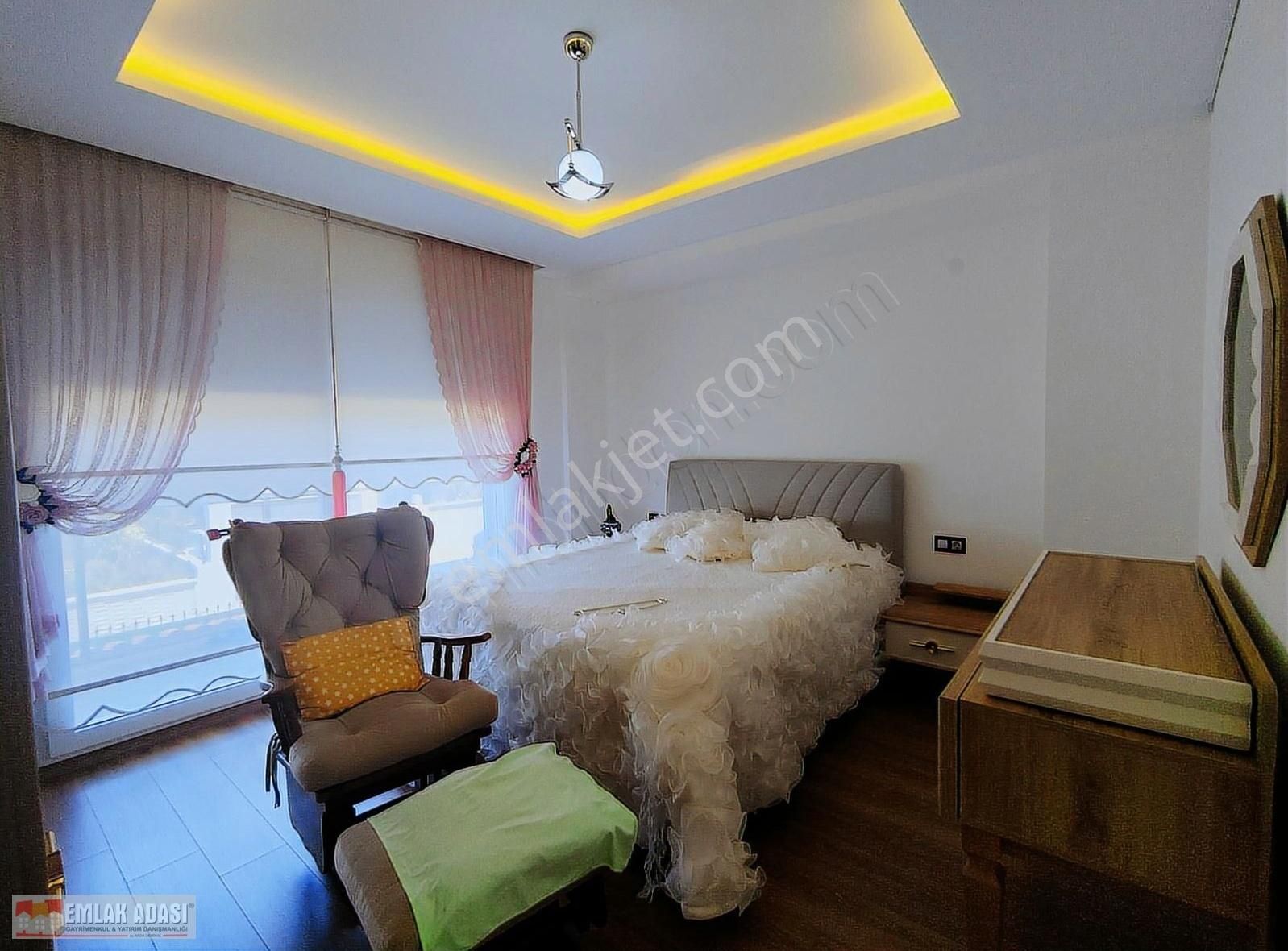 Kuşadası Kadınlar Denizi Müstakil Havuzlu Satılık 4+1 Dubleks - Görsel 11