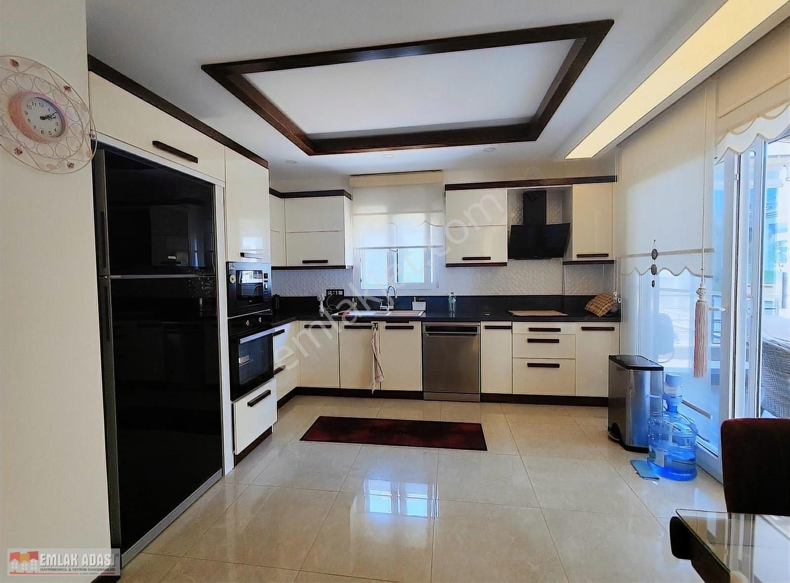 Kuşadası Kadınlar Denizi Müstakil Havuzlu Satılık 4+1 Dubleks - Görsel 31