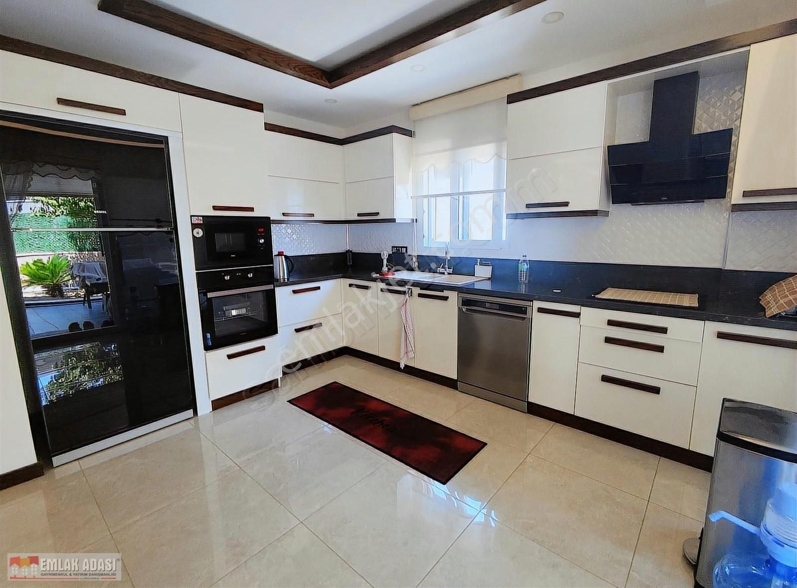 Kuşadası Kadınlar Denizi Müstakil Havuzlu Satılık 4+1 Dubleks - Görsel 37