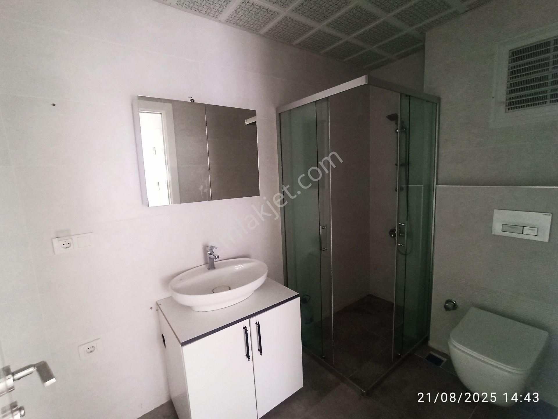 Çiğli Uğur Mumcu Mahallesi Kiralık 1+1 Doğalgazlı Daire - Görsel 32