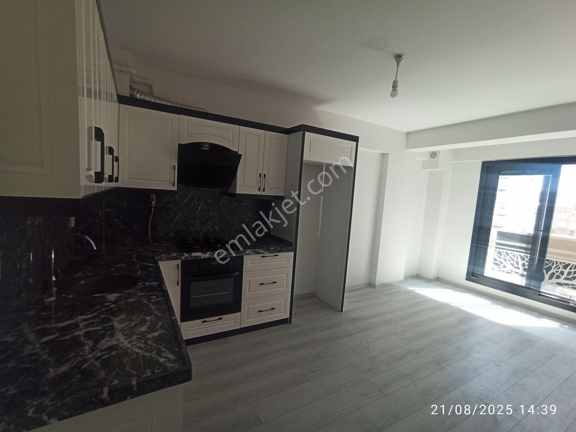 Çiğli Uğur Mumcu Mahallesi Kiralık 1+1 Doğalgazlı Daire - Görsel 25