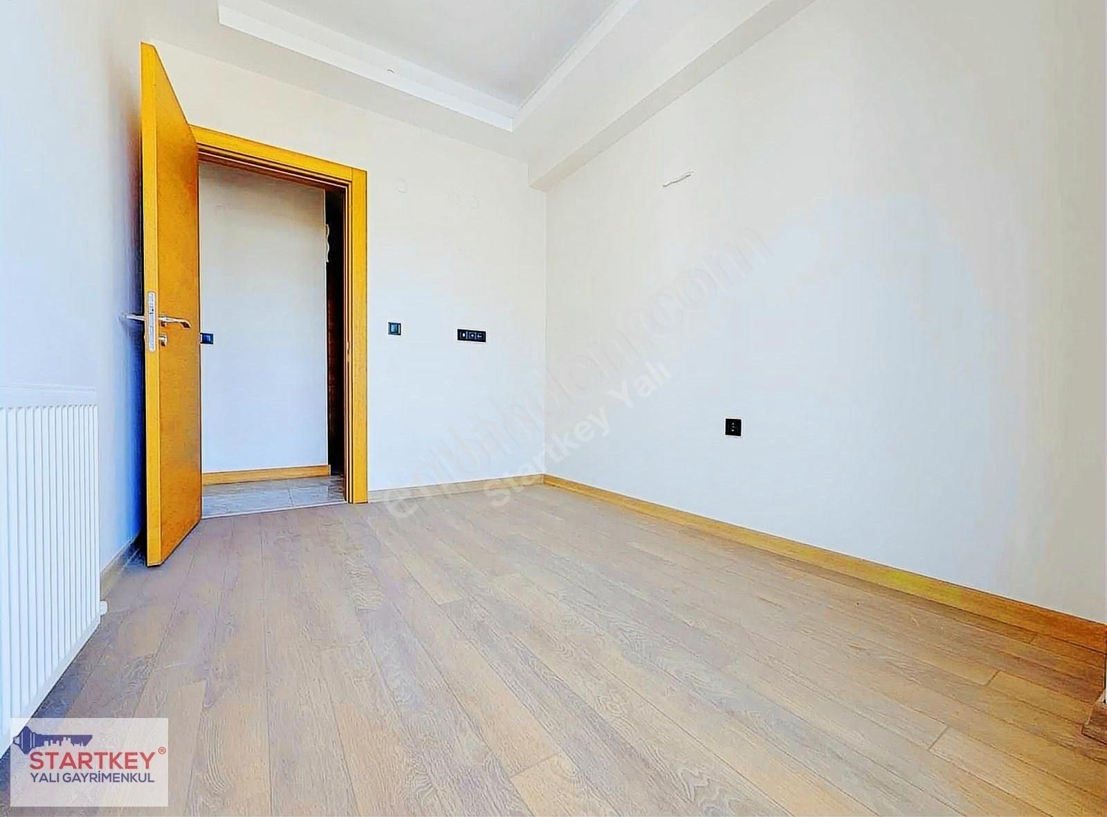 Bornova Avcılar Prestij'te 3+1 Satılık Boş Havuz Manzaralı Daire - Görsel 2