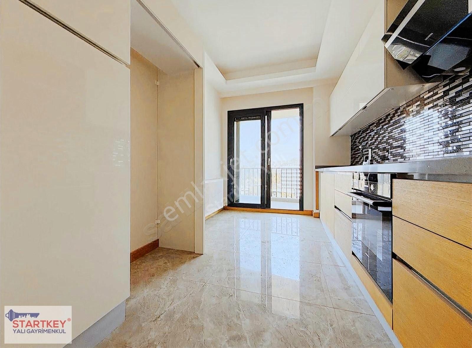 Bornova Avcılar Prestij'te 3+1 Satılık Boş Havuz Manzaralı Daire - Görsel 3