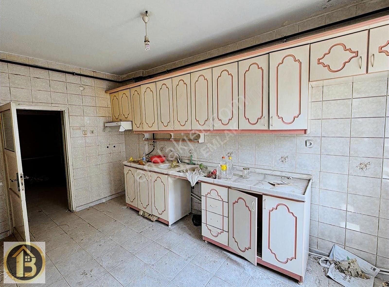 Merkezi Konumda Satılık Uygun Fiyatlı 3+1 Daire