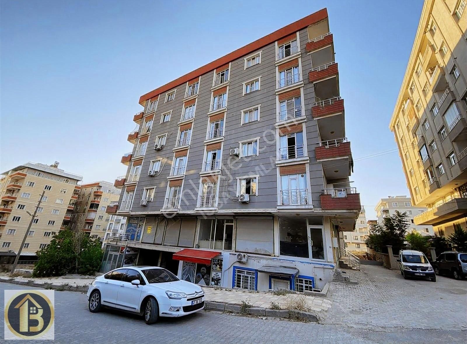 Uçar Kırtasiye Yani Ayrı Mutfaklı Kiralık 2+1 İsabay Emlakta