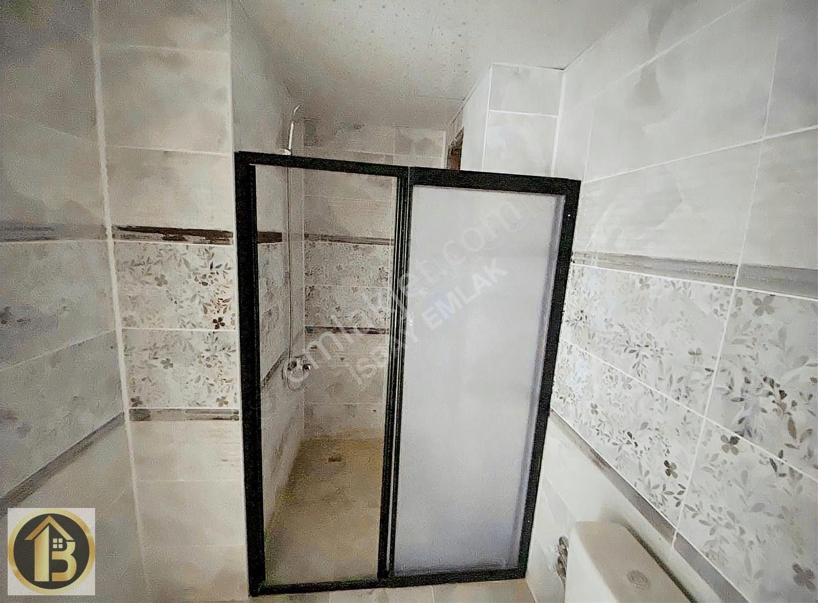 Hastahane Arkası Bölgenin En Büyük Satılık 1+1 Yüksek Arakatta - Görsel 12