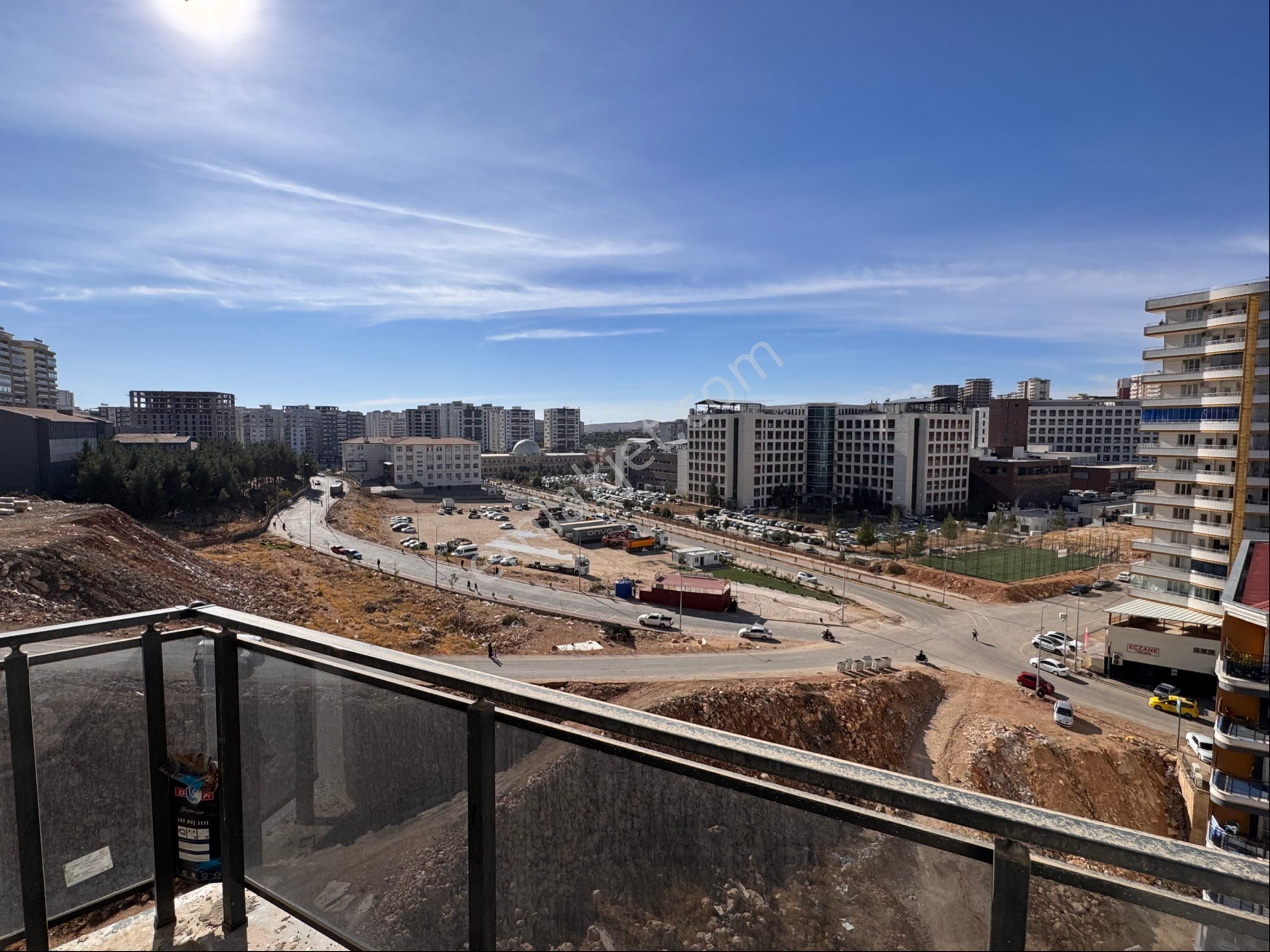 Her Yere Adım Mesafede Kombili Satılık 2+1 Lüks Daire - Görsel 13