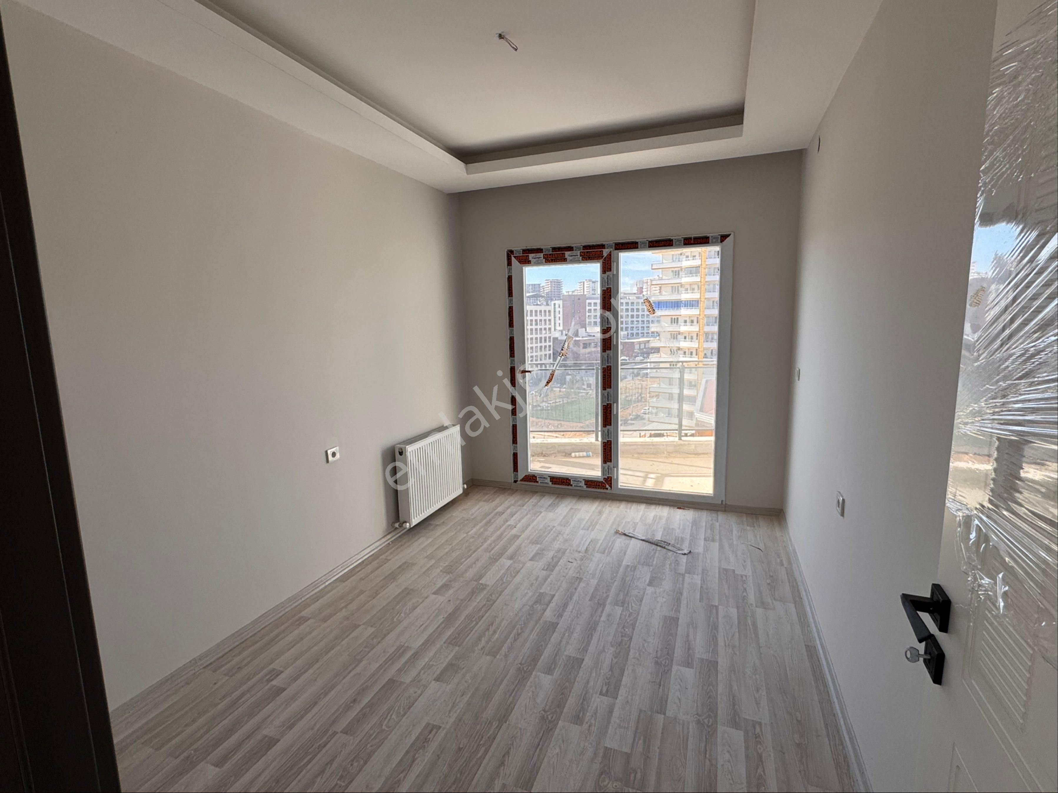 Her Yere Adım Mesafede Kombili Satılık 2+1 Lüks Daire - Görsel 7