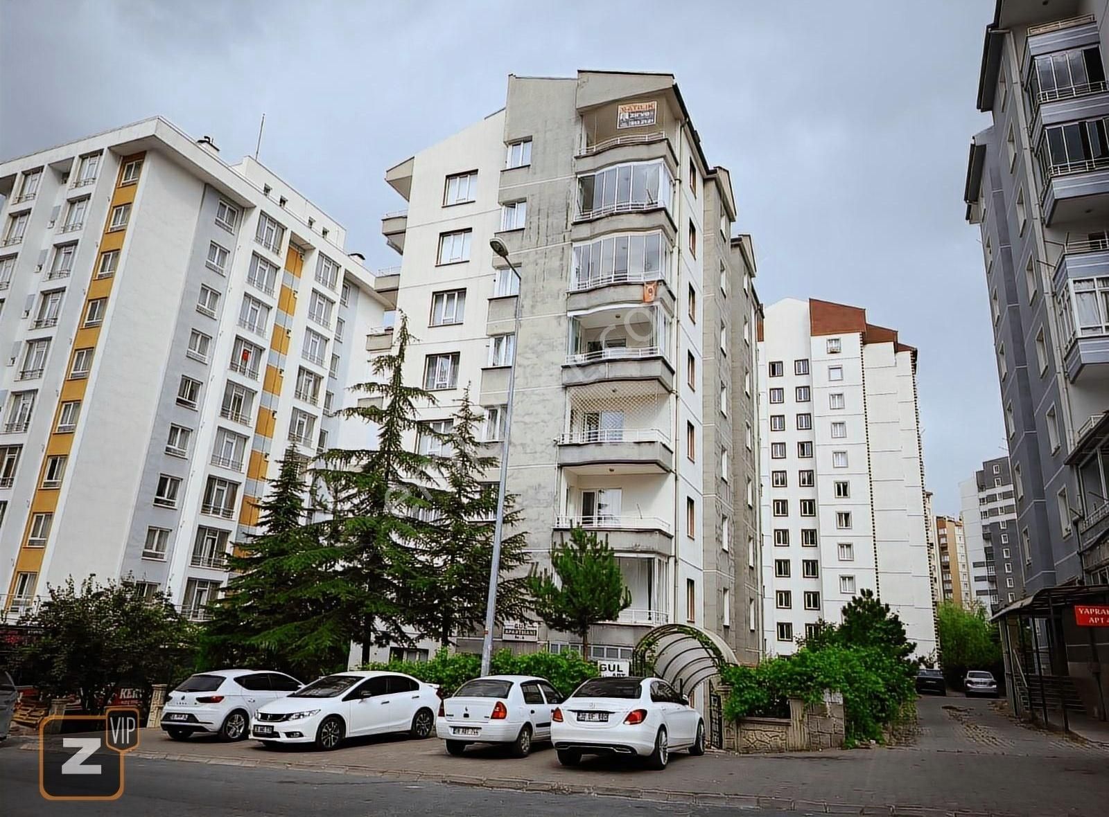 Talas Yenidoğan Da 3+1 Kombili Satılık Daire