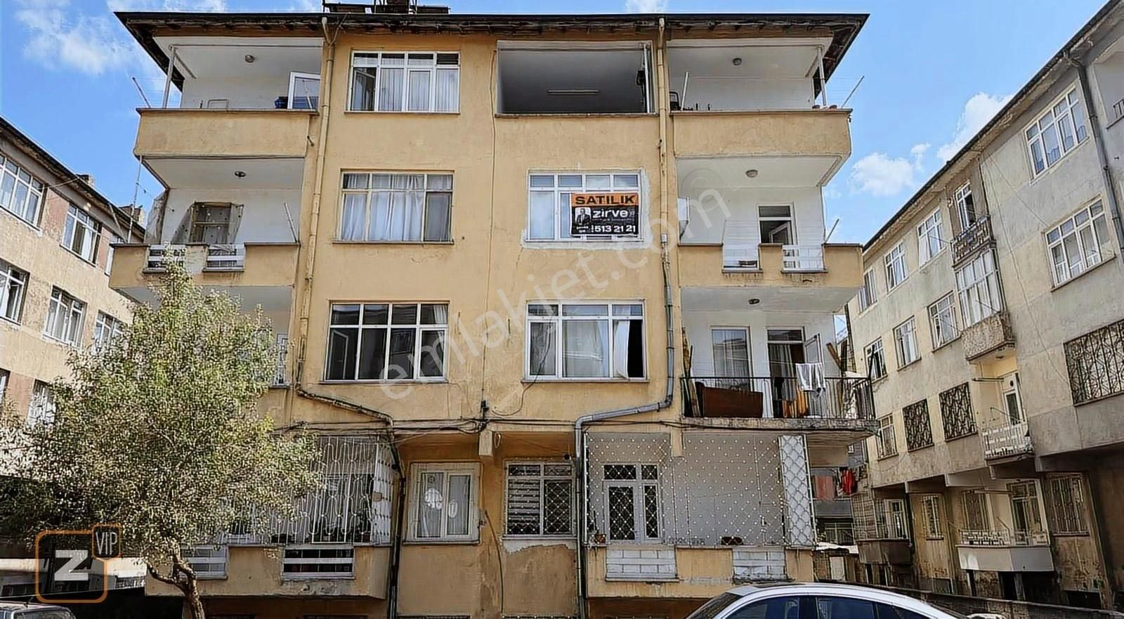 Kılıçarslan'da 2+1 Yola Cephemeskenli Fırsat Daire