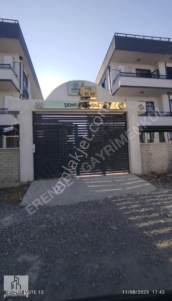 Aziziye Mahallesi Çarşı Merkezi 2+1 Havuzlu Daire - Görsel 17