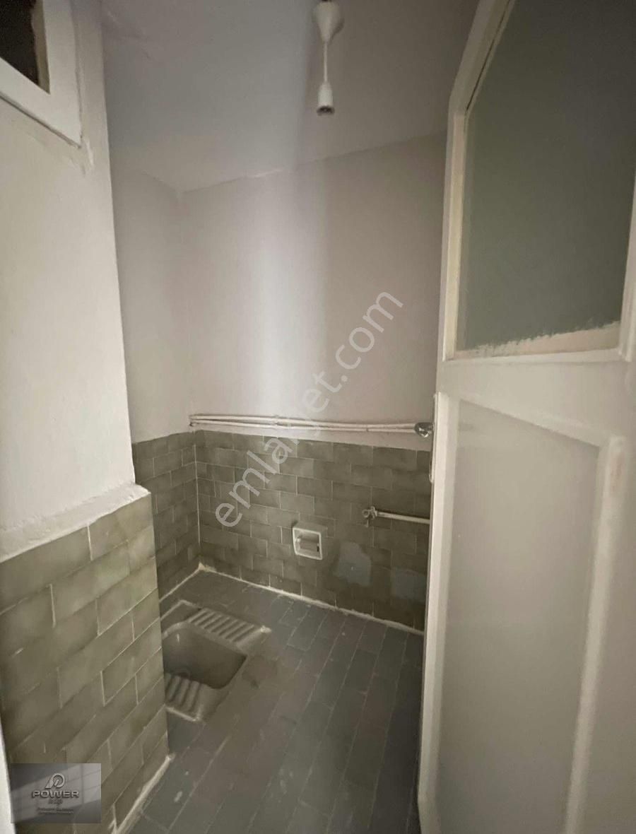 Power Gayrimenkulden İsmetpaşa Mah Gençlik Cad Çıkan Arada 2+1