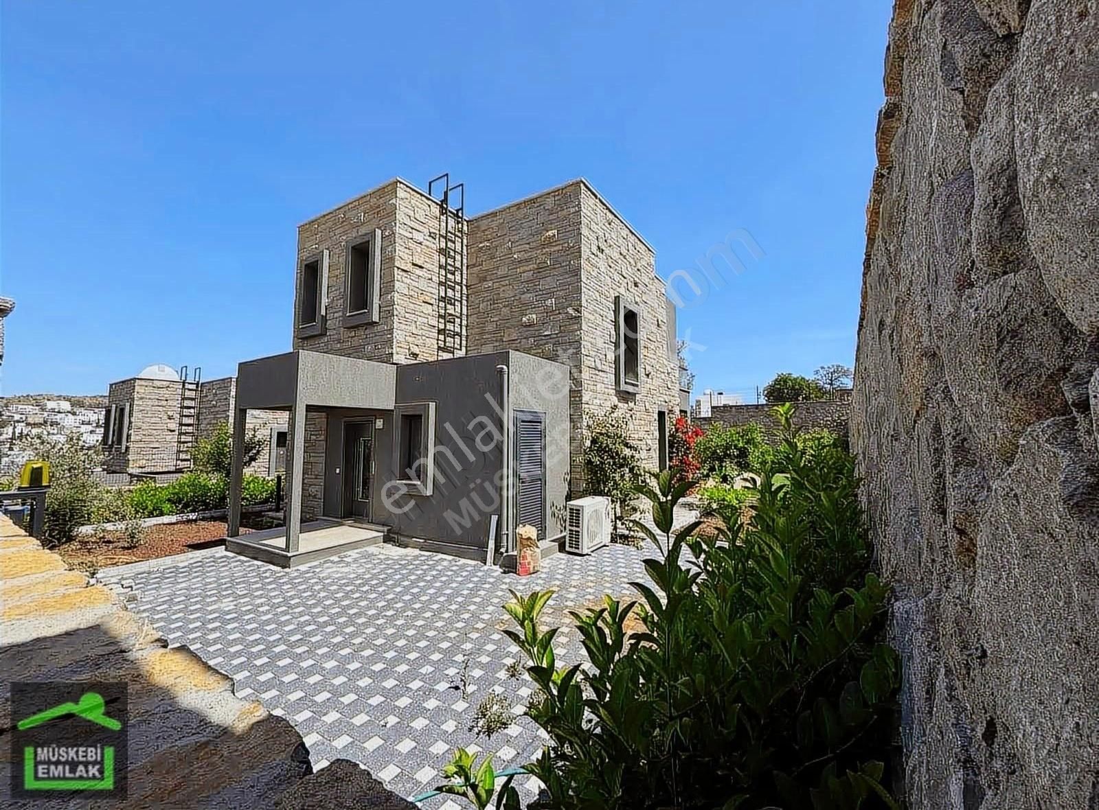 Ortakent Merkezde Satılık Müstakil Havuzlu 4+1 Villa - Görsel 17