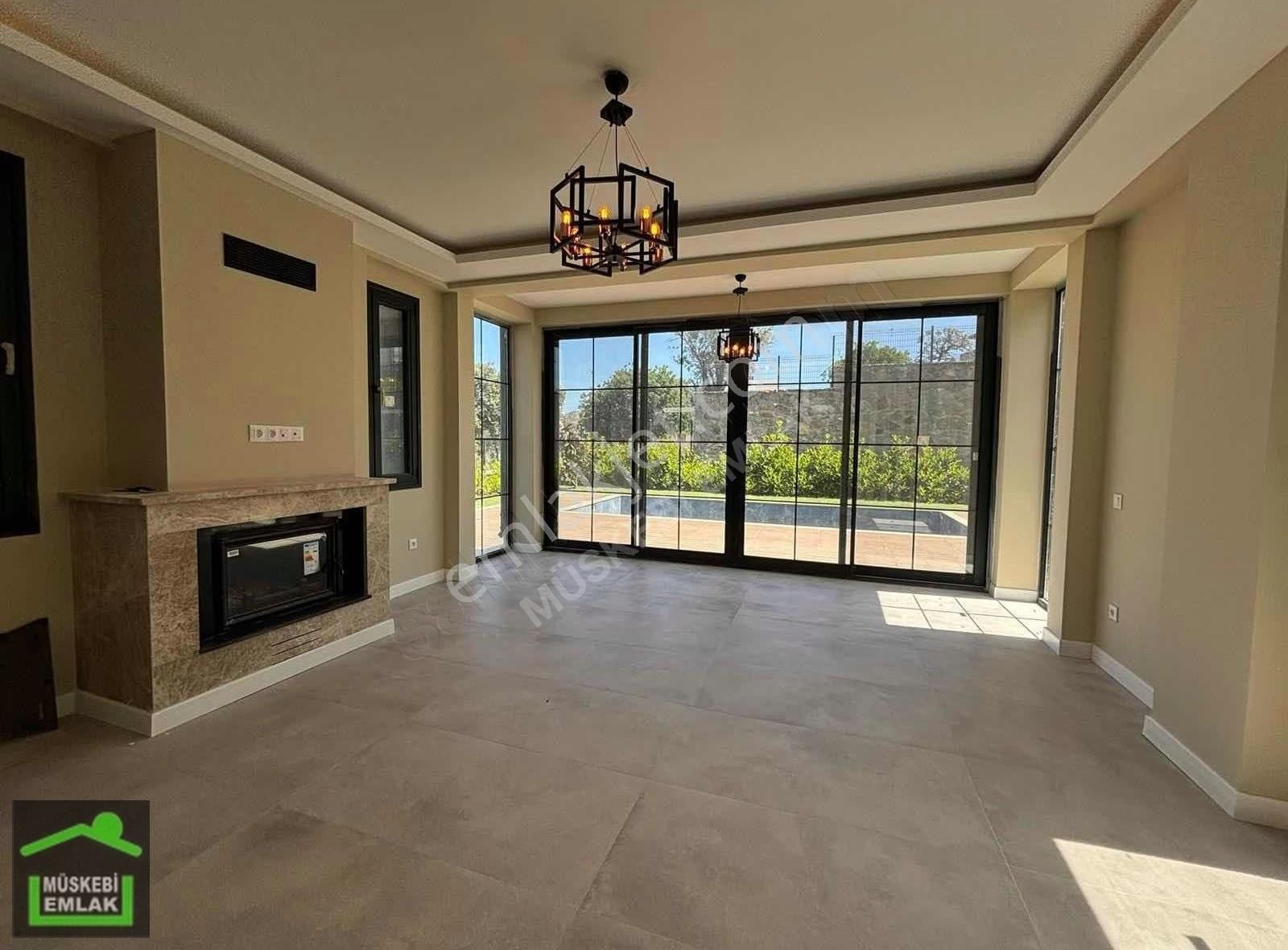 Ortakent Merkezde Satılık Müstakil Havuzlu 4+1 Villa - Görsel 23