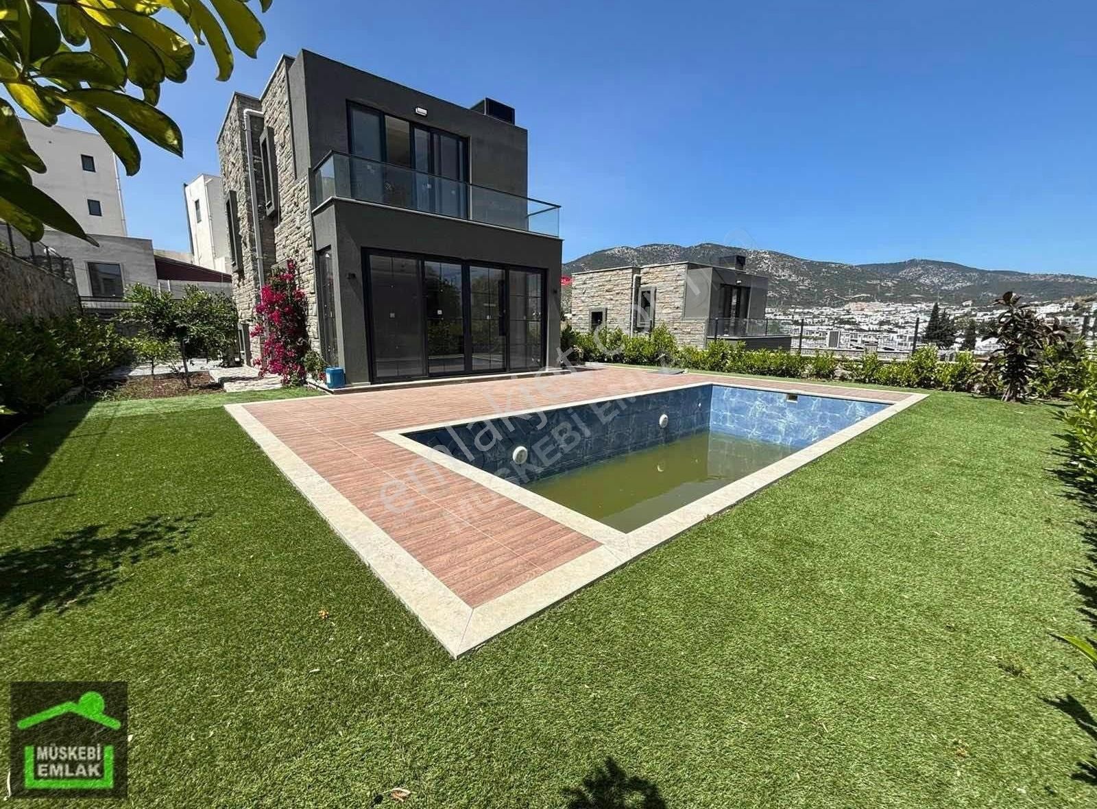 Ortakent Merkezde Satılık Müstakil Havuzlu 4+1 Villa - Görsel 18