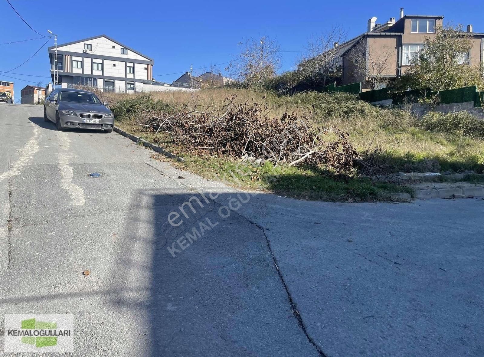 Metroya Yürüme Mesafesinde Köşe Başı Arsa - Görsel 4