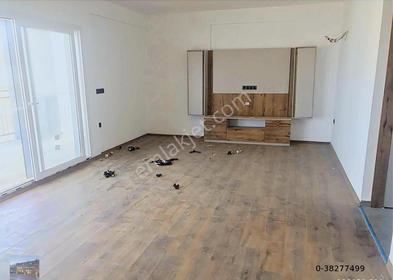 Kuşadası Nda Deniz Manzaralı Sıfır Havuzlu 3+1 Daire - Görsel 11