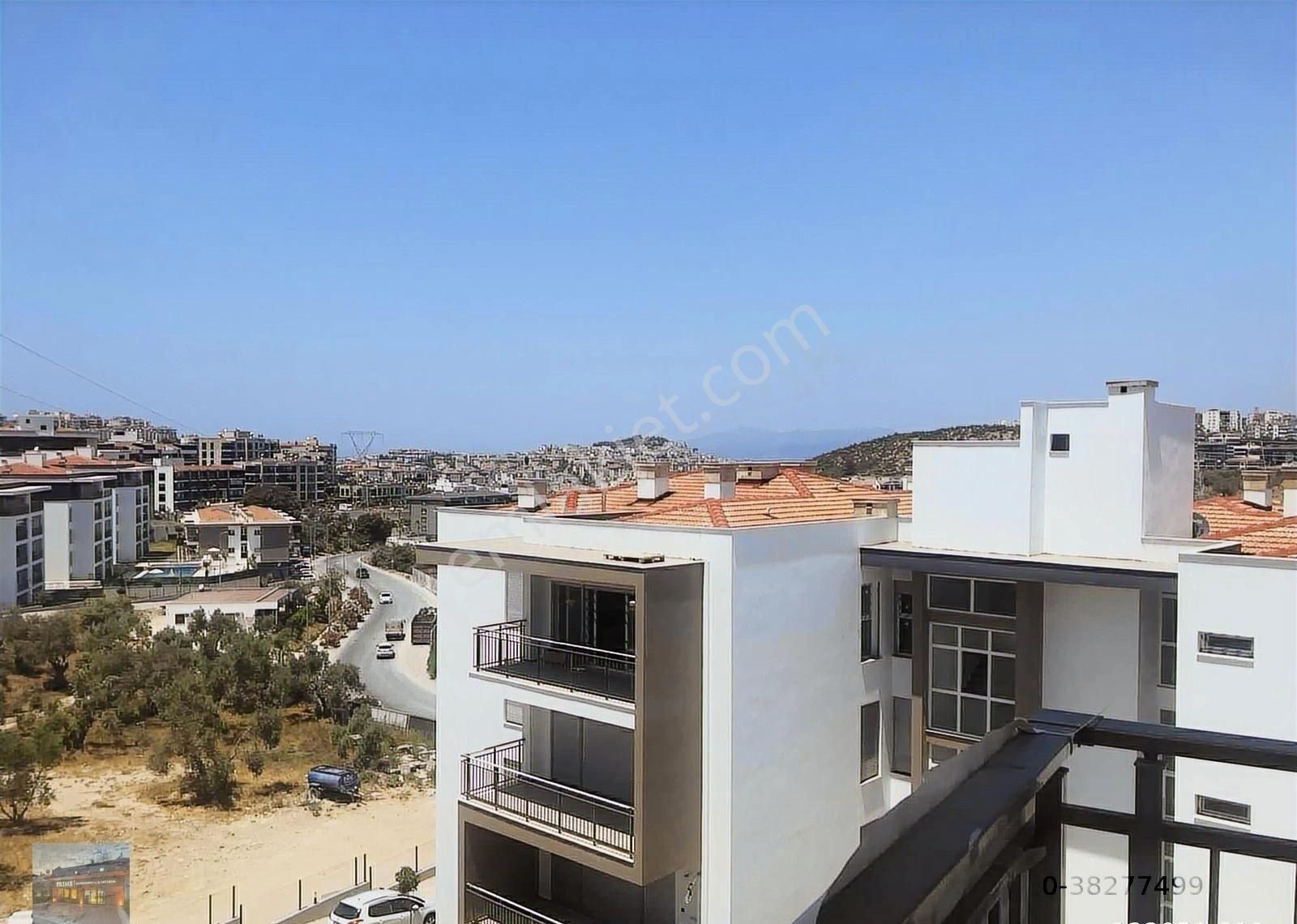 Kuşadası Nda Deniz Manzaralı Sıfır Havuzlu 3+1 Daire - Görsel 12