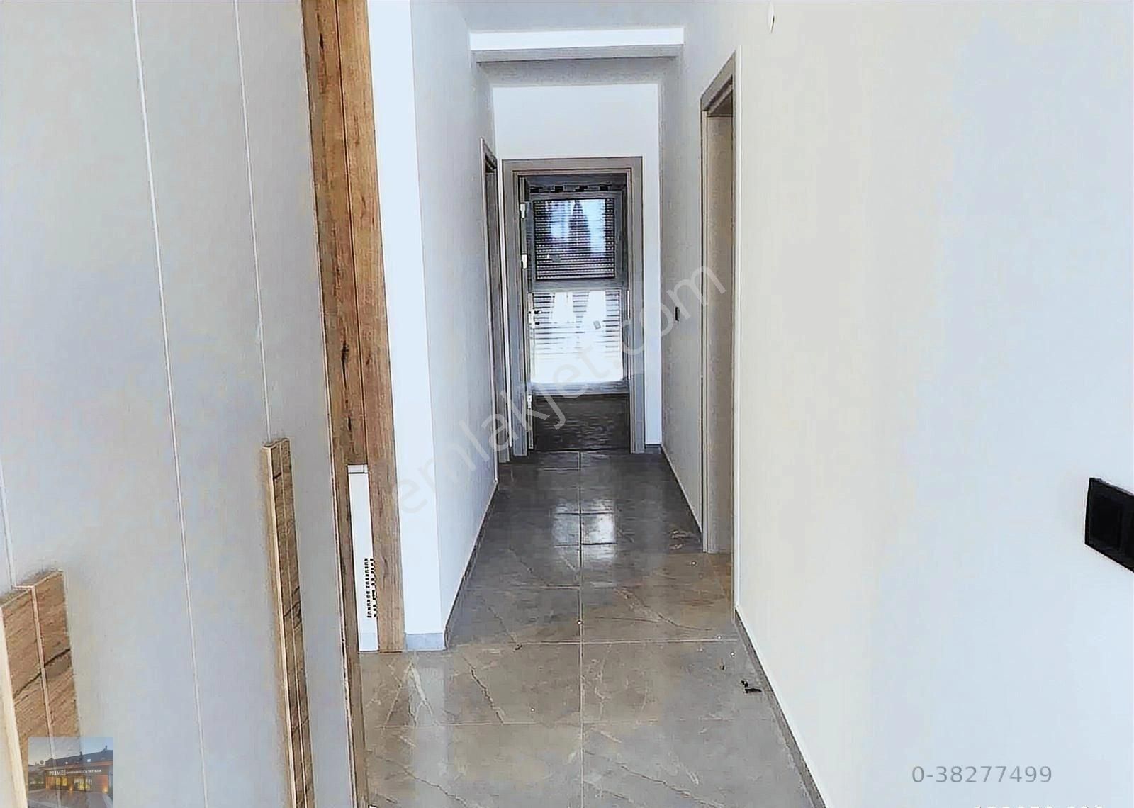 Kuşadası Nda Deniz Manzaralı Sıfır Havuzlu 3+1 Daire - Görsel 27