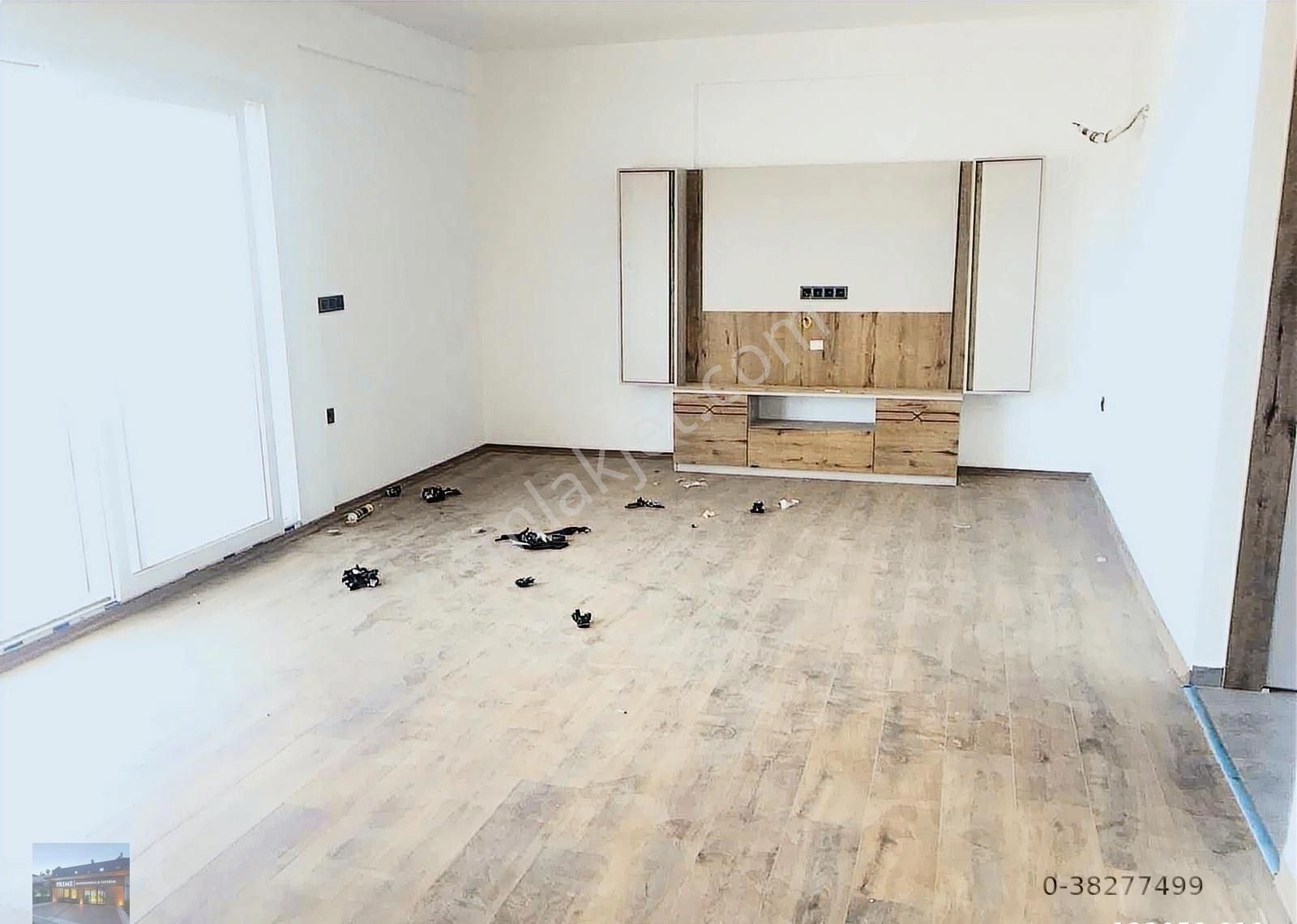 Kuşadası Nda Deniz Manzaralı Sıfır Havuzlu 3+1 Daire - Görsel 15