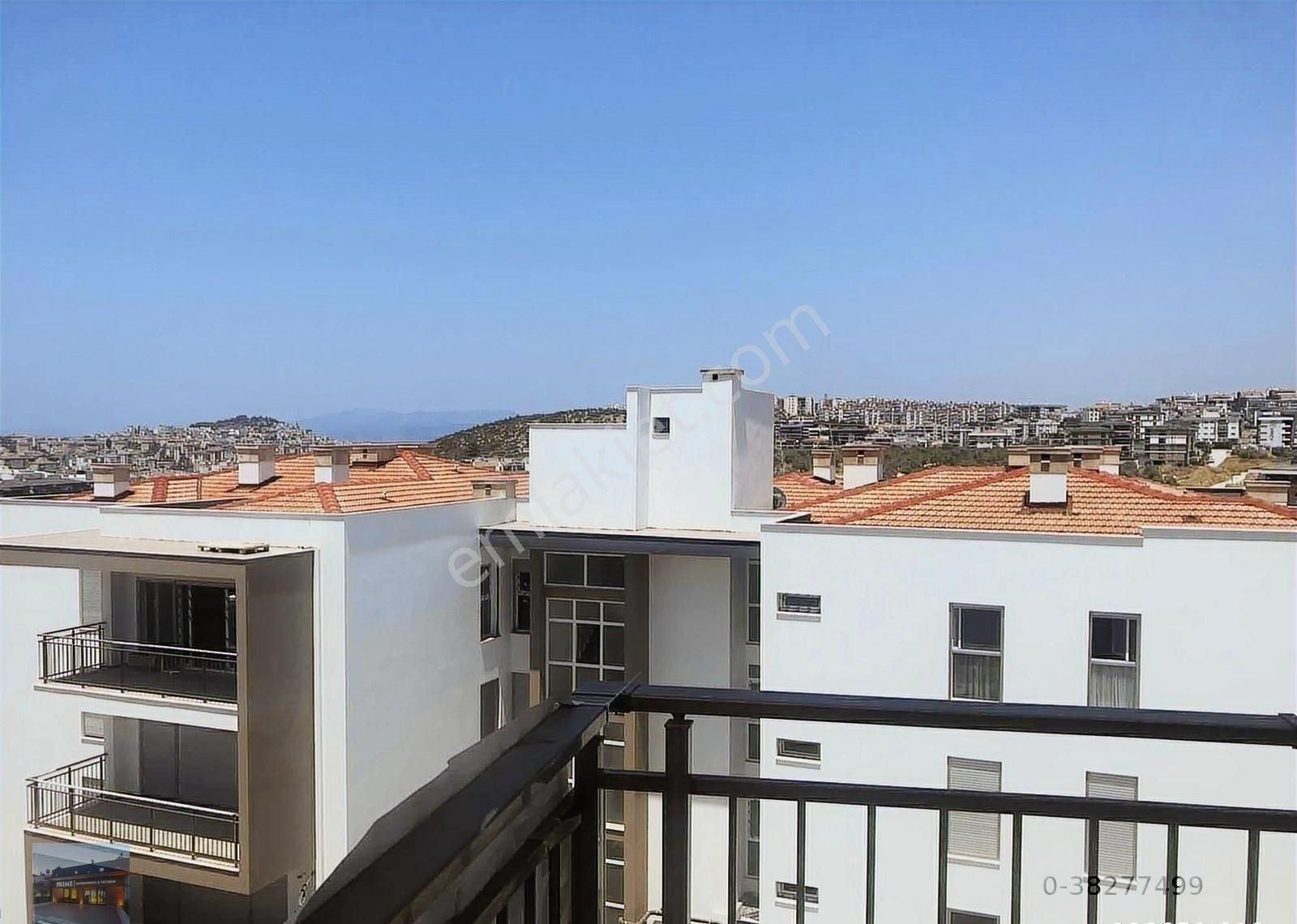 Kuşadası Nda Deniz Manzaralı Sıfır Havuzlu 3+1 Daire - Görsel 32