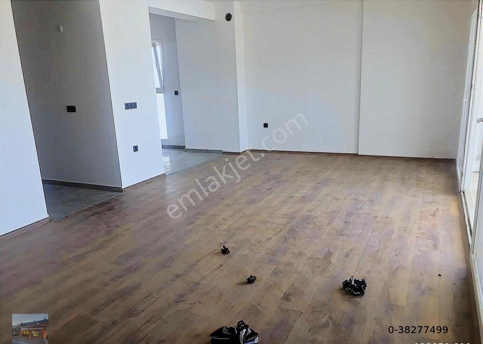 Kuşadası Nda Deniz Manzaralı Sıfır Havuzlu 3+1 Daire - Görsel 25