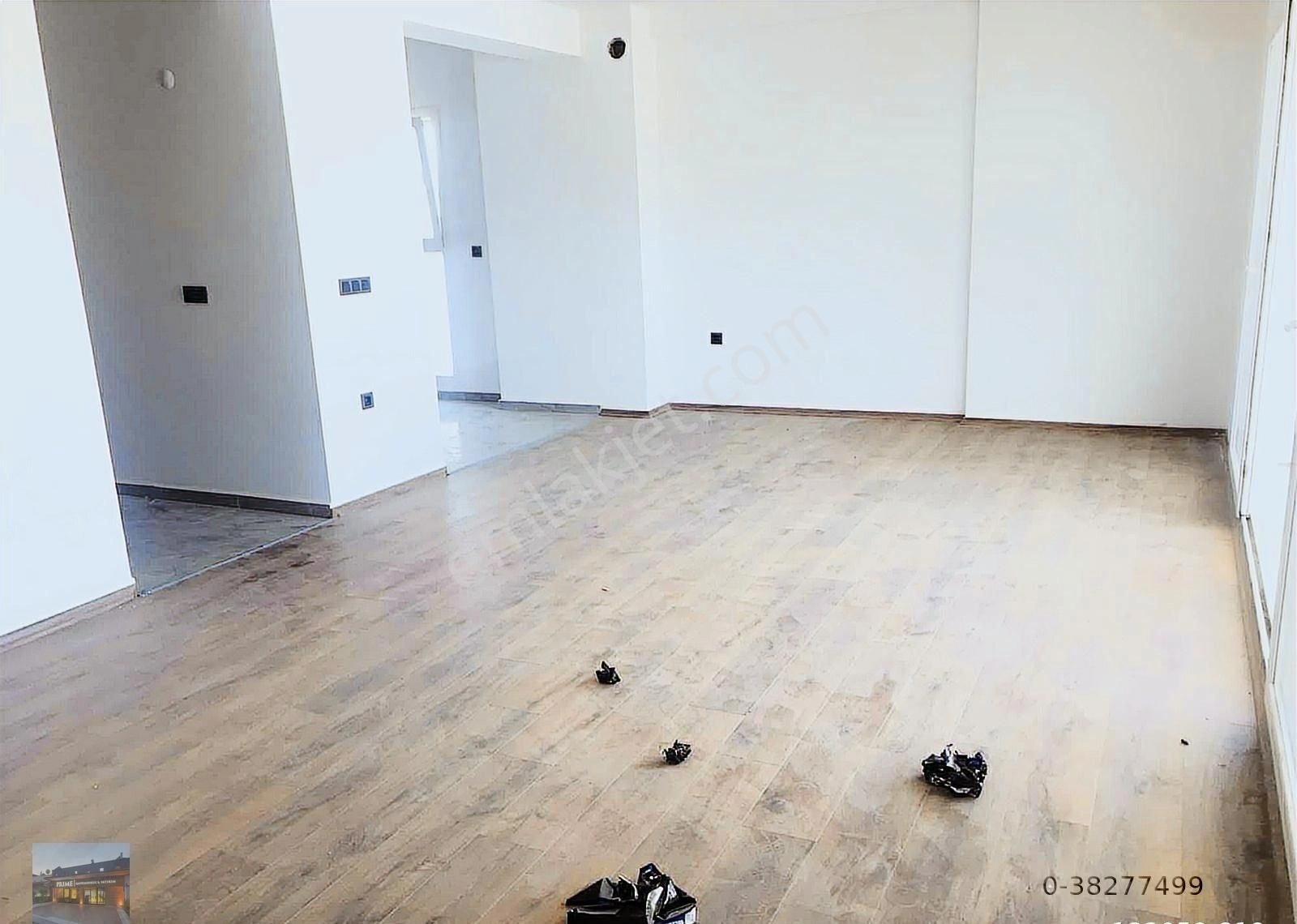 Kuşadası Nda Deniz Manzaralı Sıfır Havuzlu 3+1 Daire - Görsel 17