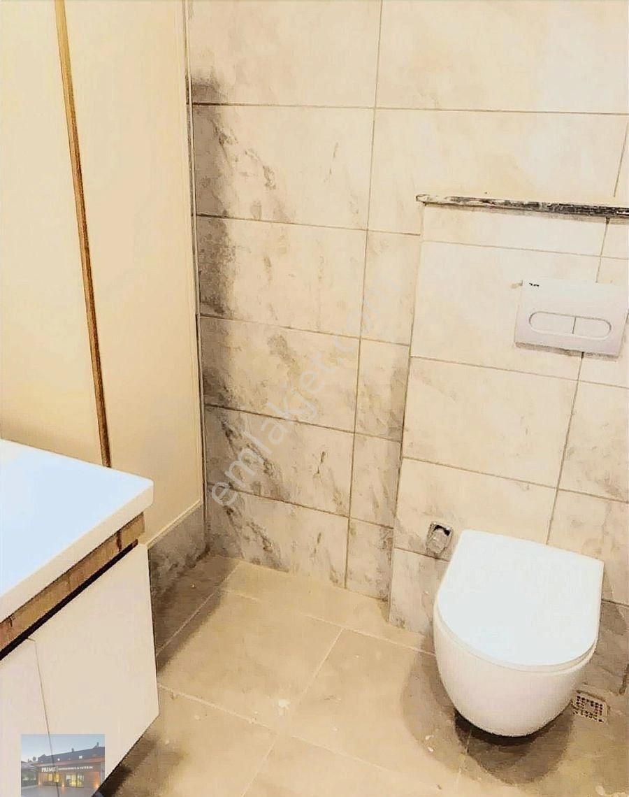 Kuşadası Nda Deniz Manzaralı Sıfır Havuzlu 3+1 Daire - Görsel 5