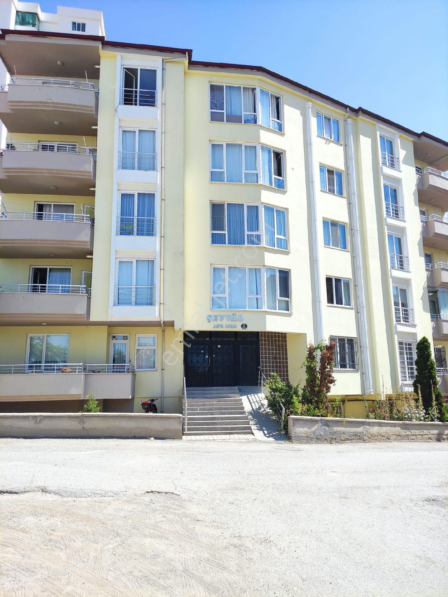Niğde Merkezde Eşyalı Kiralık Daire