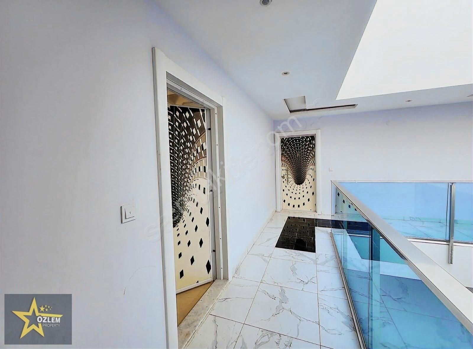 Alanya Mahmutlar'da Acil 2+1 Eşyalı Satılık Daıre - Görsel 26