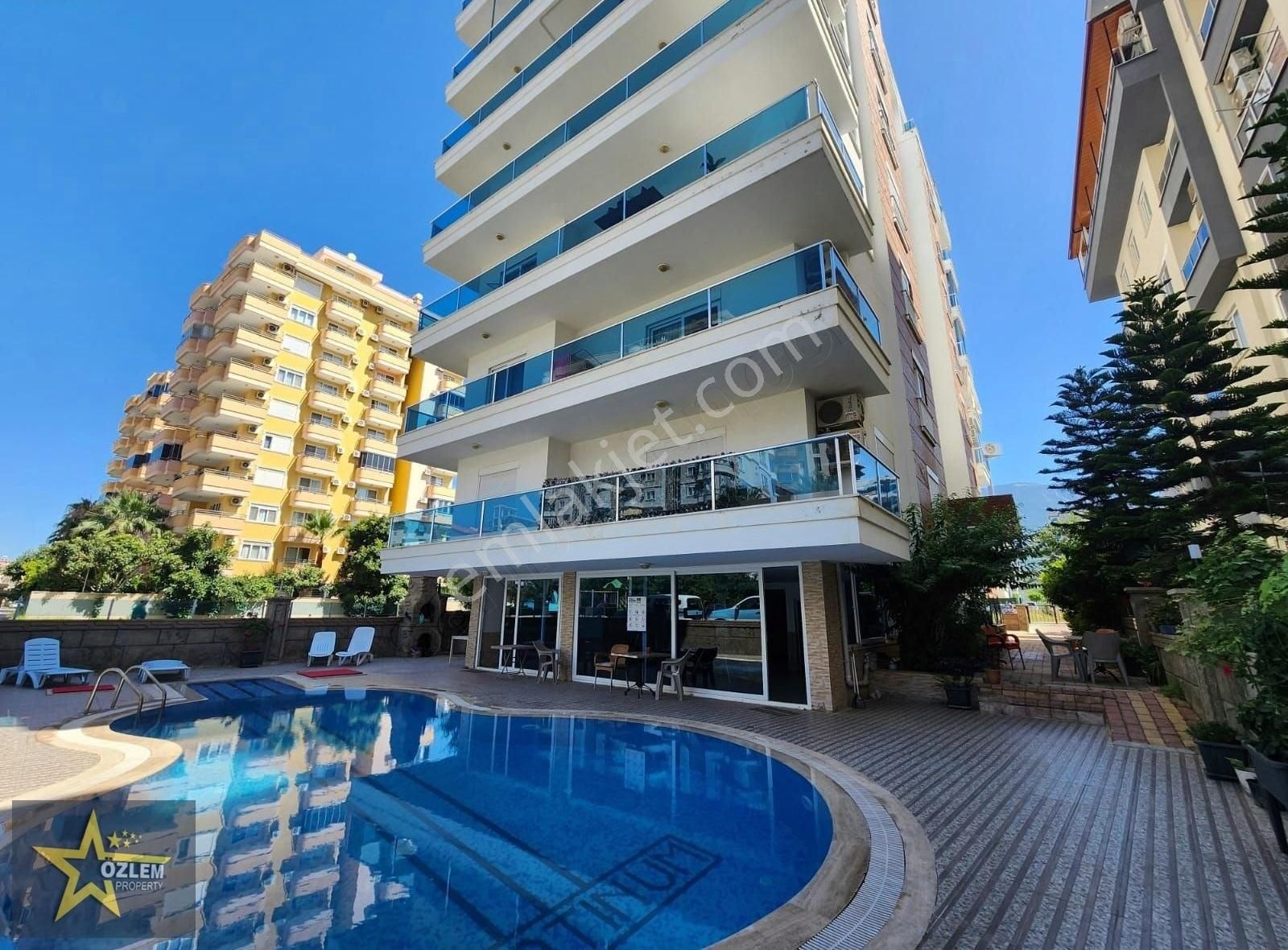 Alanya Mahmutlar'da Stüdyo 1+0 Eşyalı Satılık Daıre