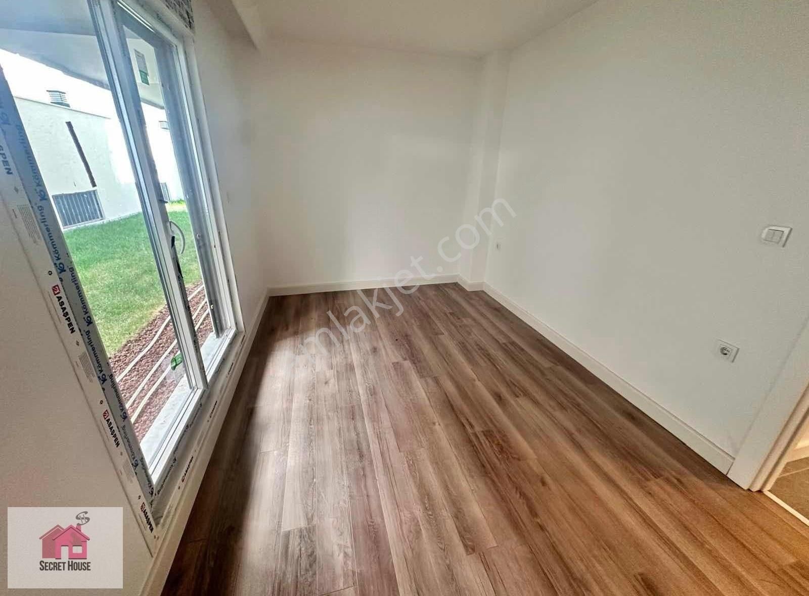 Secret House'dan Sıfır Yapı 3+1 Düz Giriş Bahçe Katı - Görsel 8