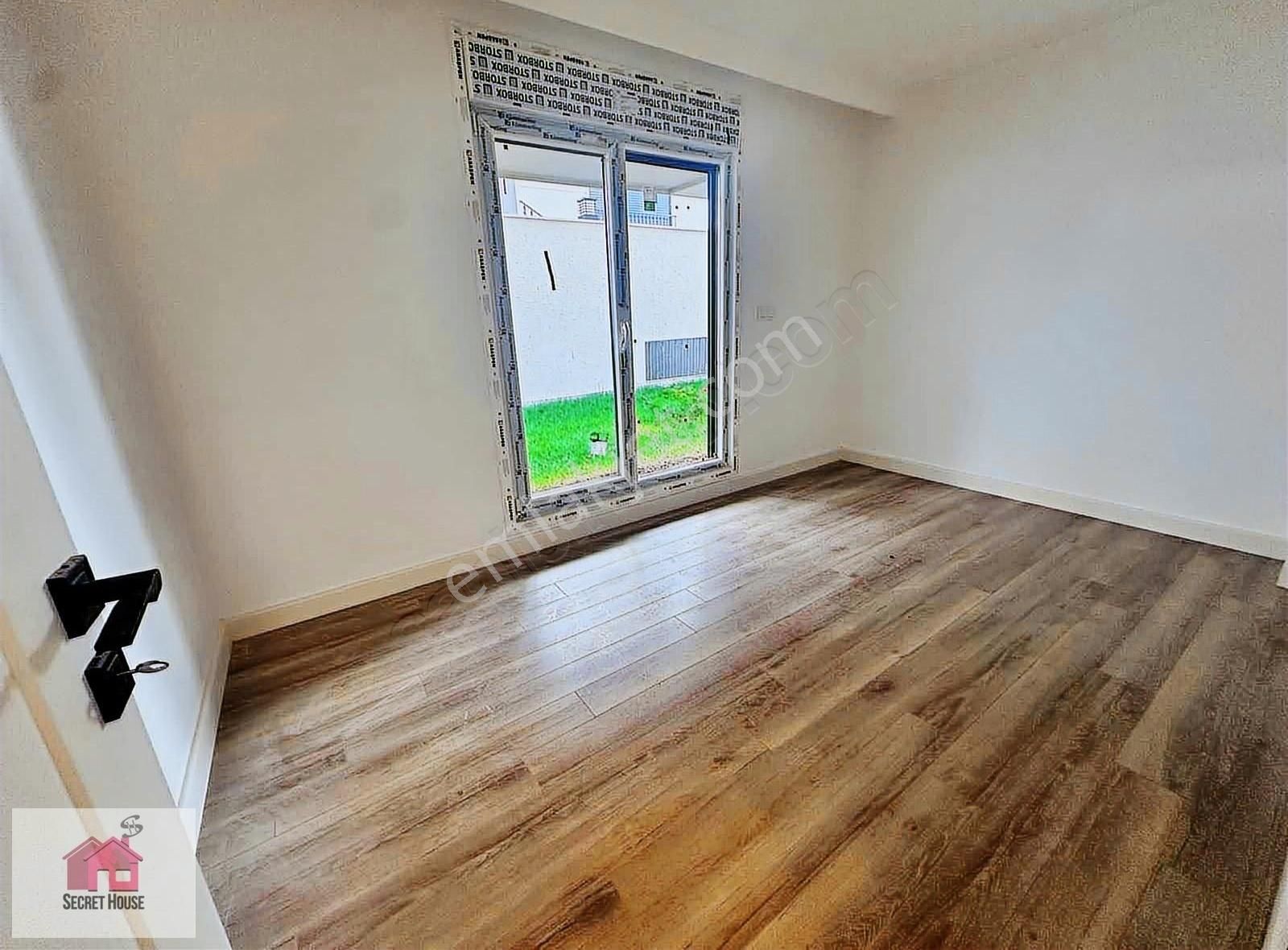 Secret House'dan Sıfır Yapı 3+1 Düz Giriş Bahçe Katı - Görsel 4