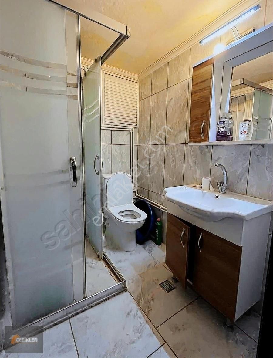 Çepiklerden Girne Caddesi Paraleli Eşyalı Kiralık 3+1