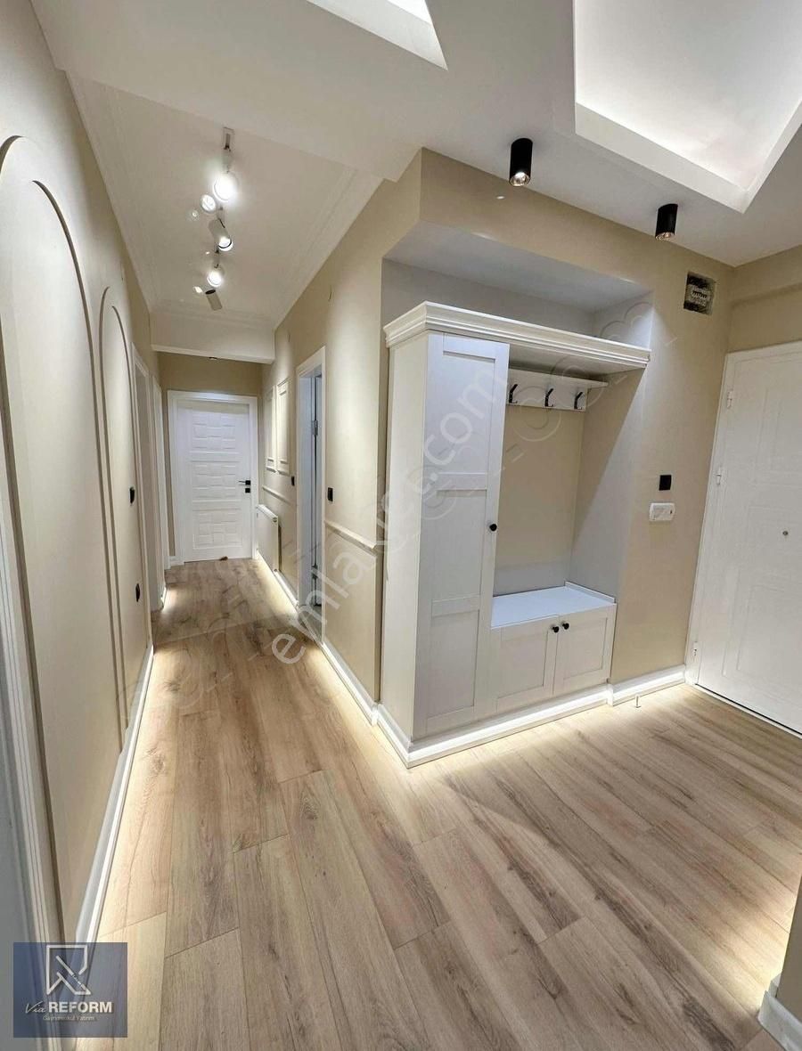 Via Reform/bornova Caddesine Cephe Lux 3+1 Kombi+cam Balkon