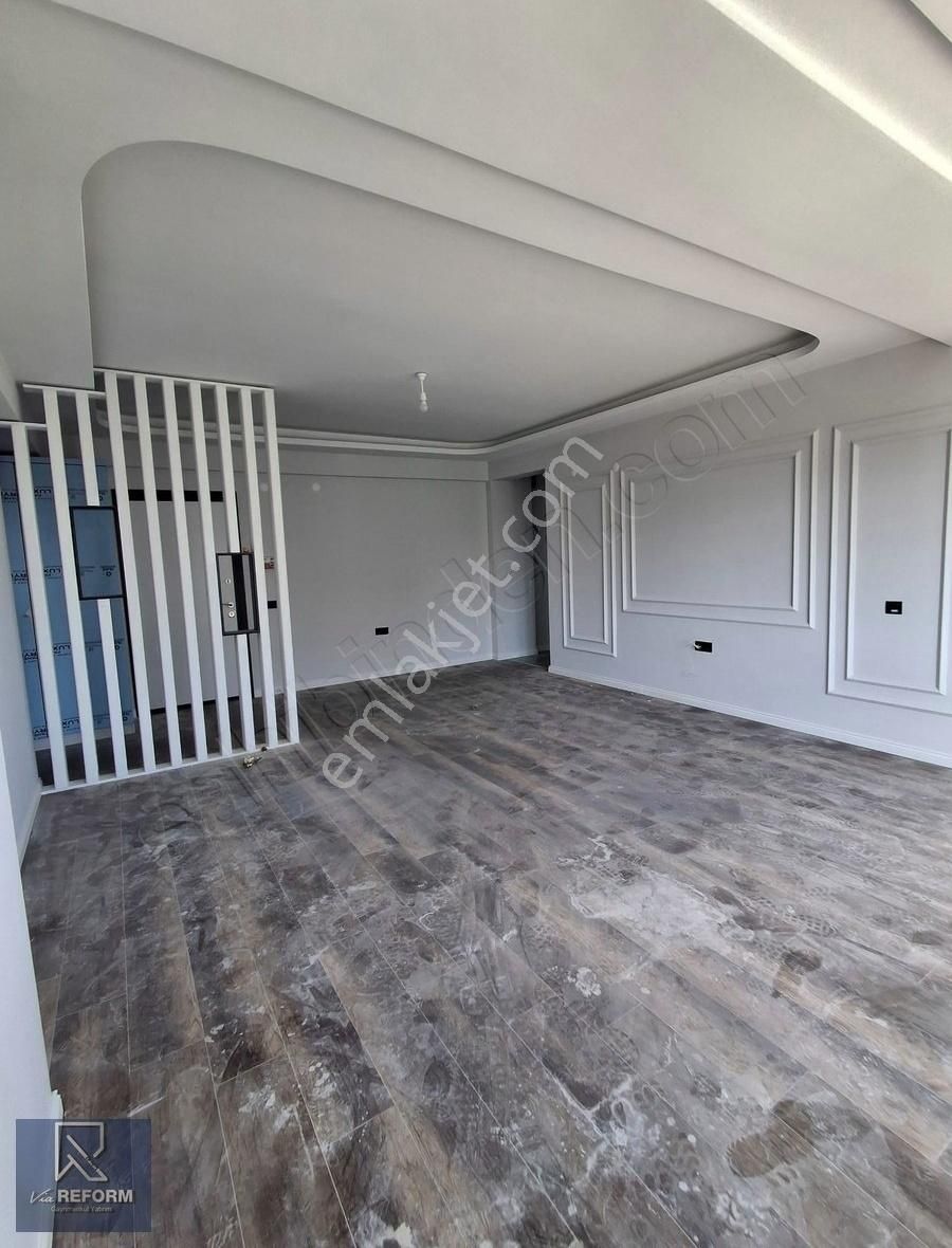 Salon Mutfak Ayrı Sıfır 2+1 Daire
