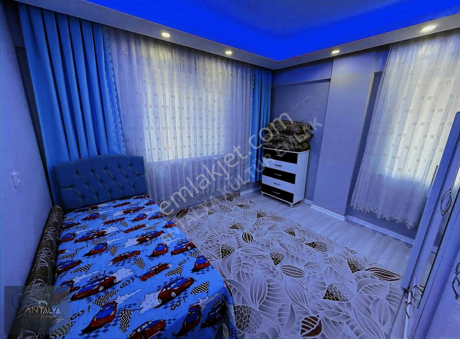 (dükkan Tapulu) Fabrikalar Mahallesi 2+1 Giriş Satılıktır.
