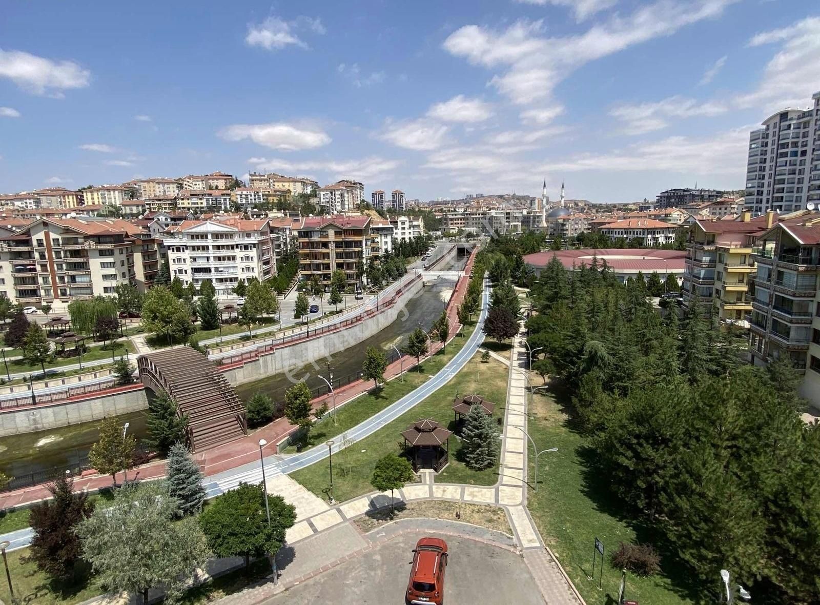 Subayevlerinde 4+1 Ebeweyn Banyolu Asansörlü 5.kat Vadi Manzralı