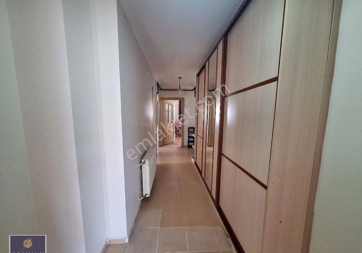 Adnan Menderes Mahallesınde 170 M2 3+1 Satılık Daire - Görsel 3