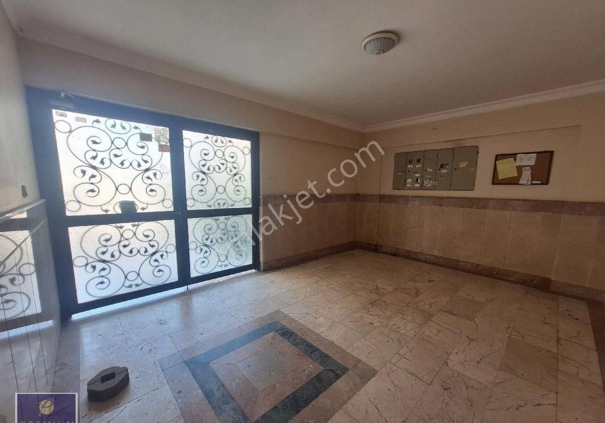 Adnan Menderes Mahallesınde 170 M2 3+1 Satılık Daire - Görsel 8