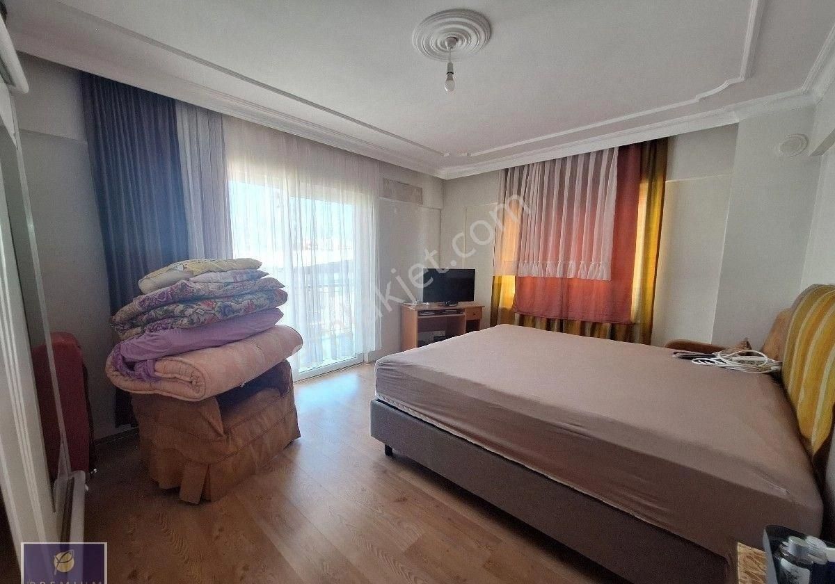 Adnan Menderes Mahallesınde 170 M2 3+1 Satılık Daire - Görsel 6