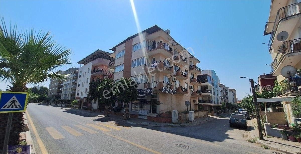 Adnan Menderes Mahallesinde Cadde Üstü 3+1 Kiralık Daire !!!