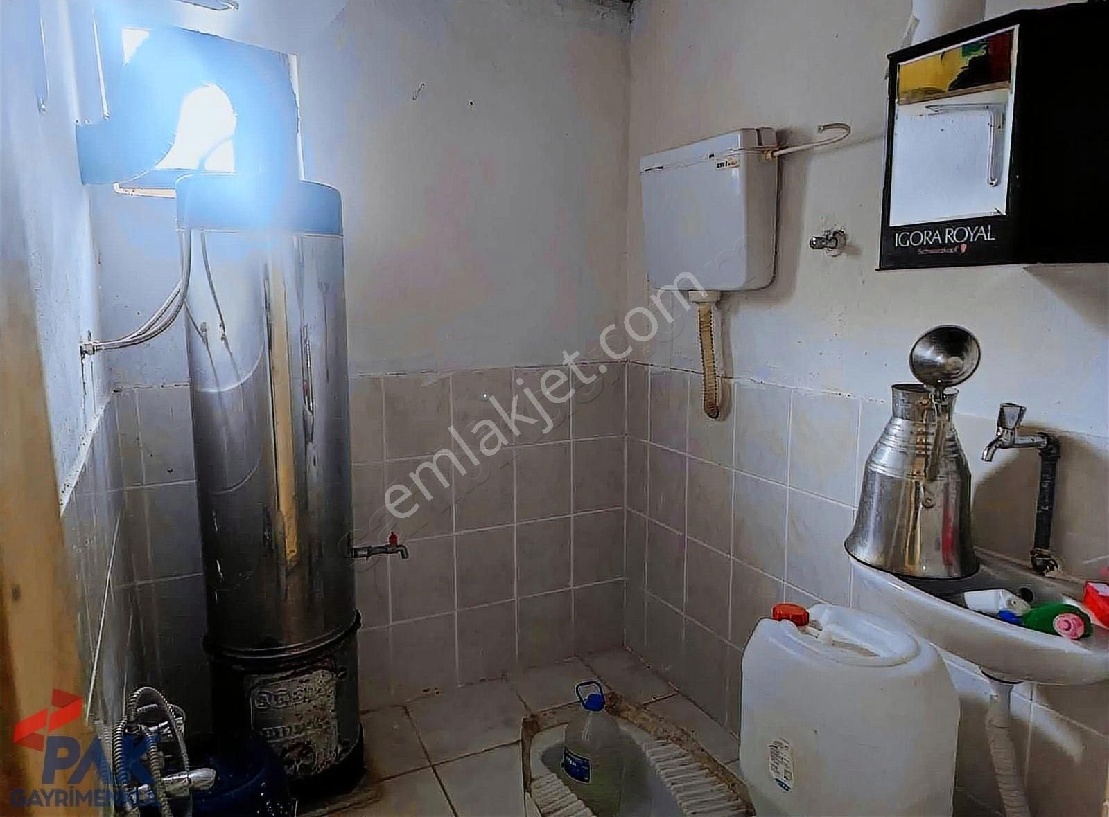 Talatbey Denize Yakın Tek Tapu Bağ Evi Zeytin Bulunan Fırsat Yer - Görsel 3