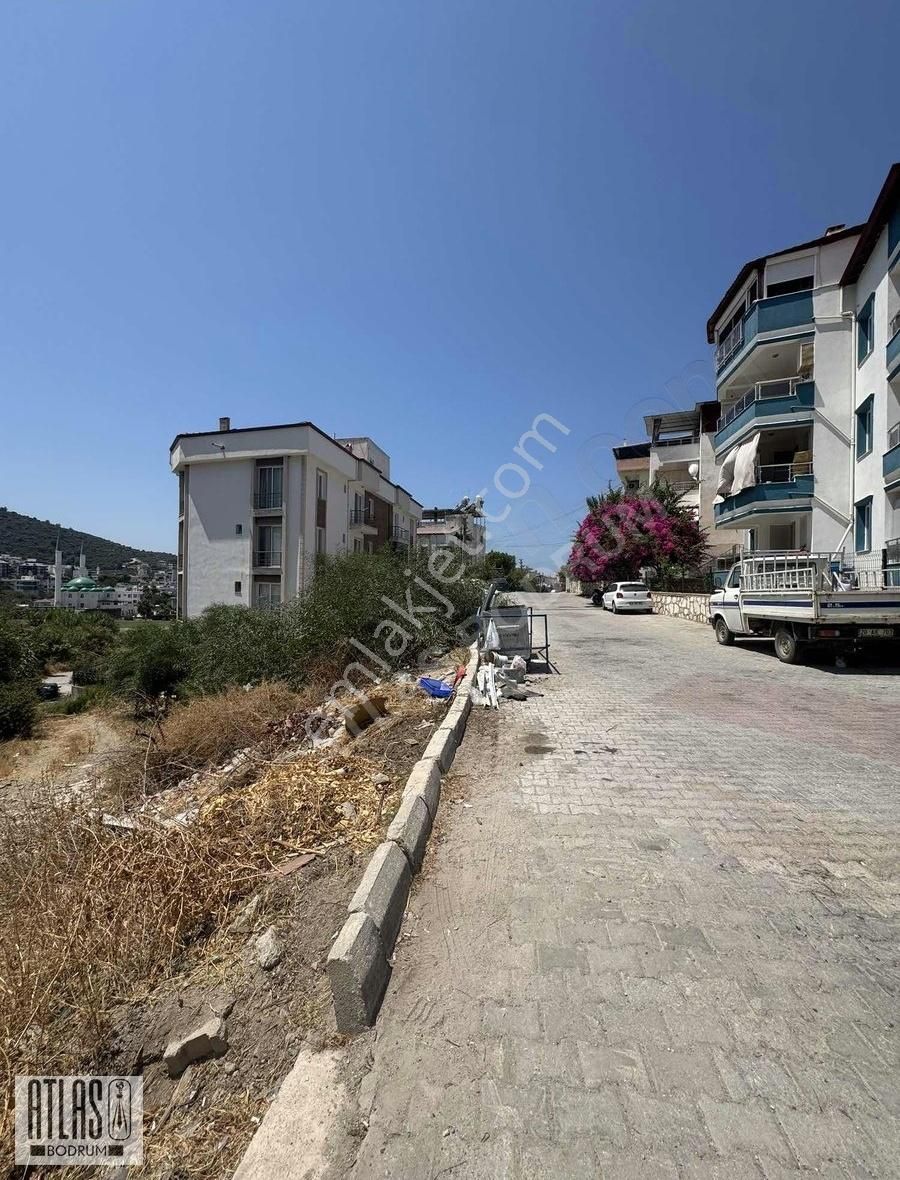 Acil! Güllük İçi Merkezi Konumda Satılık İmarlı Arsa - Görsel 2