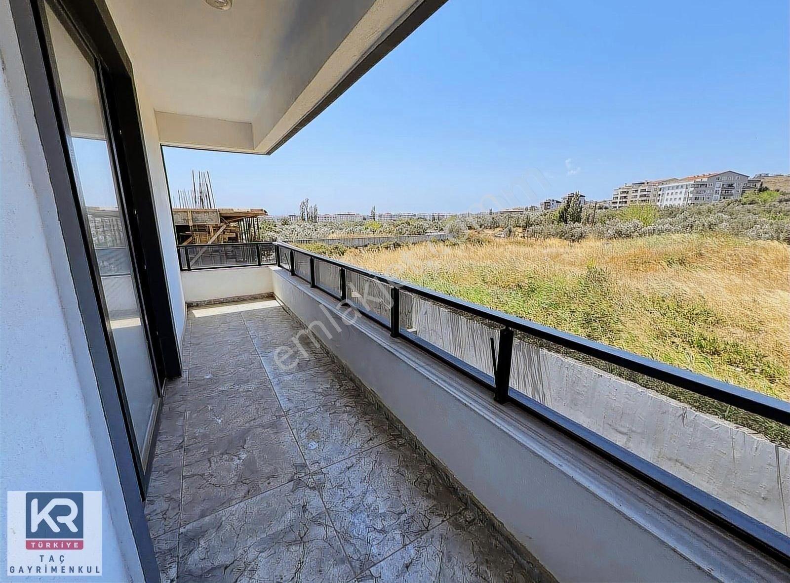 Kr Taç Armutluda Satılık Sıfır 2+1 Daire - Görsel 23