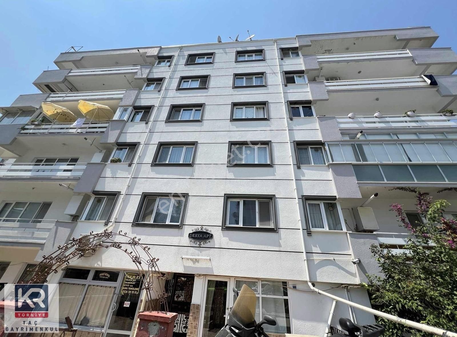 Kr Taç Mudanya Halitpaşa'da Kiralık Çatı Katı Daire