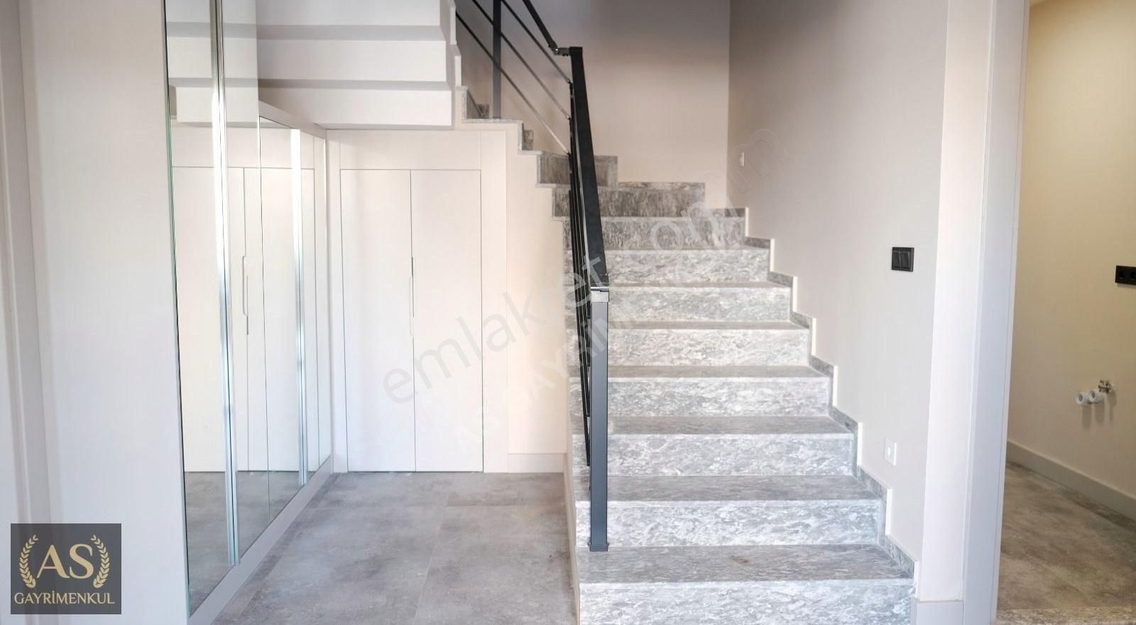 As Gyd Güzelbahçe Maltepede Denize Yakın Bahçeli 4+1 Sıfır Villa - Görsel 17