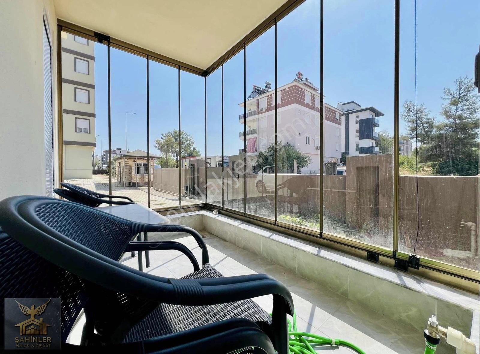 Aktoprakta Site İçi Genişletme Yapılmış Cam Balkon Y.giriş