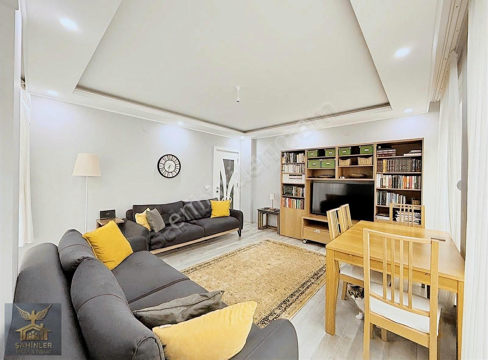 Tranvaya300m_masrafsız_3+1_130m2_asansörlü_çift Balkonlu_daire